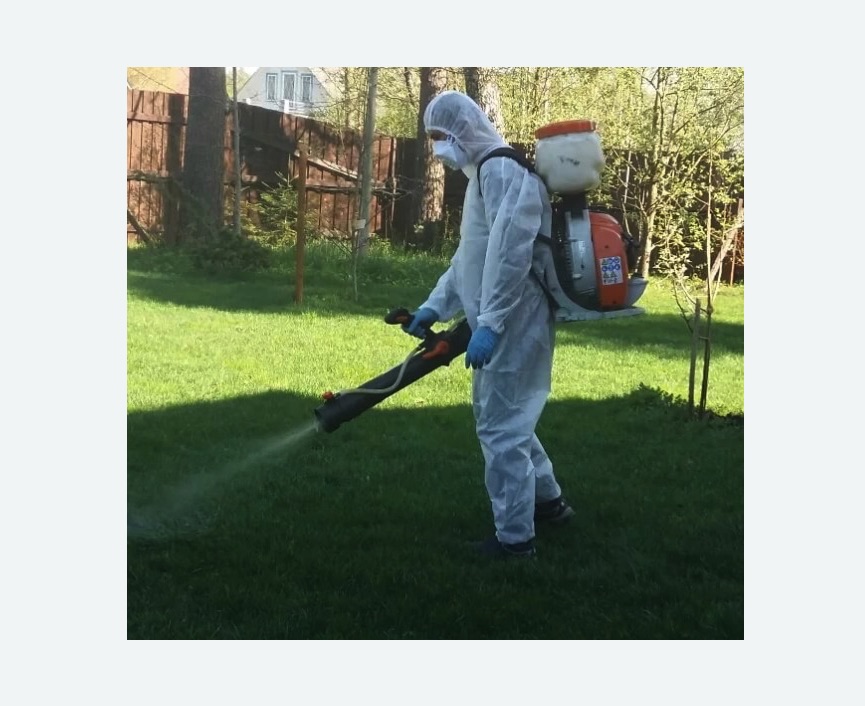 Обработка территории от клещей в Яропольце